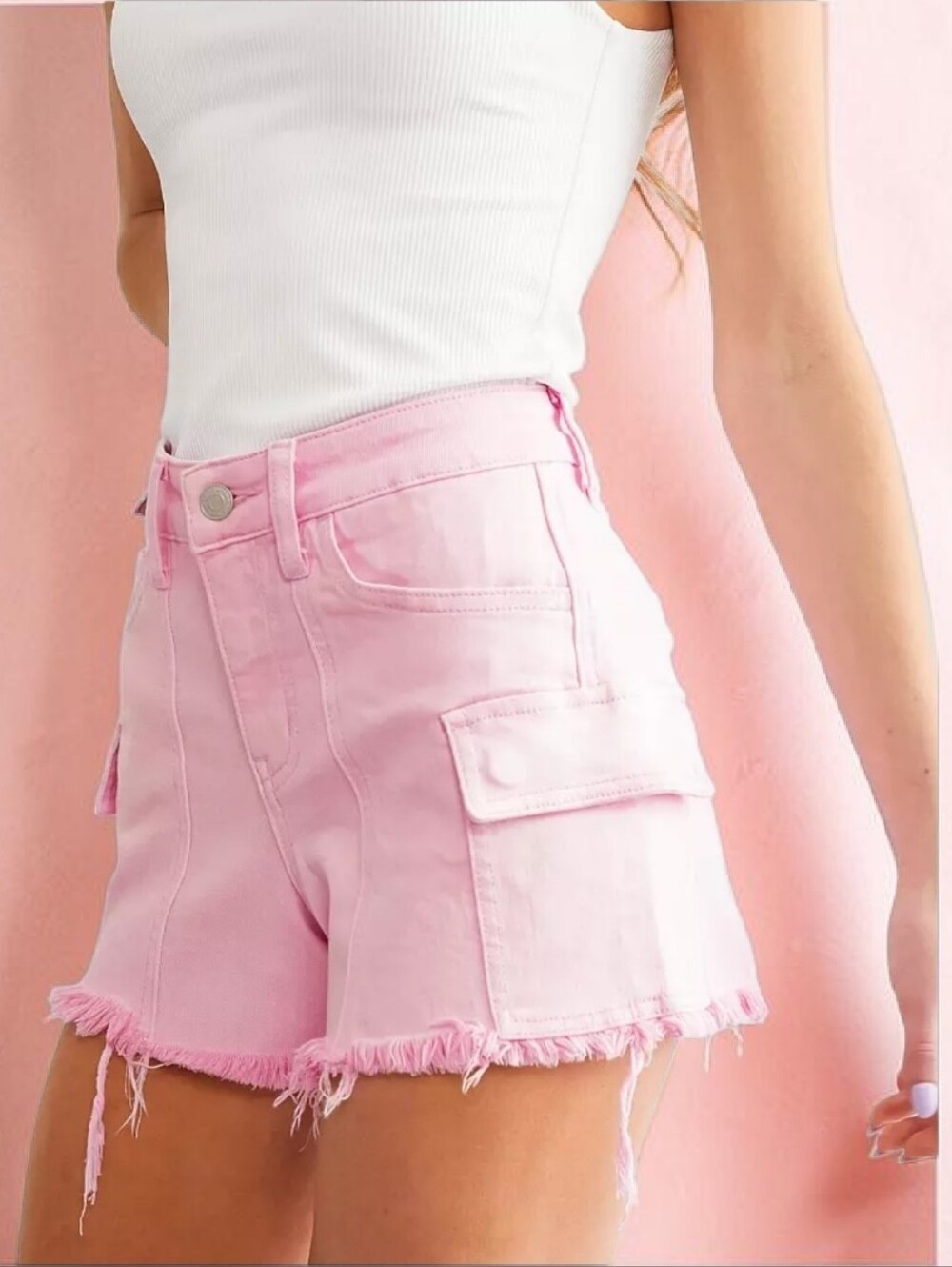 Flying Monkey Highrise Light Pink Cargo Jean Shorts. Women's Size: W28x3.5L.